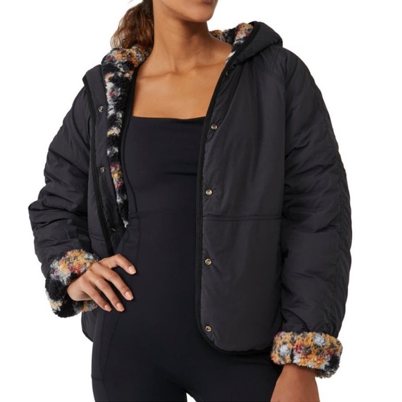 Free People Movement Elevation Jacquard Reversible Fleece Jacket Black Gold Blue - Picture 9 of 10